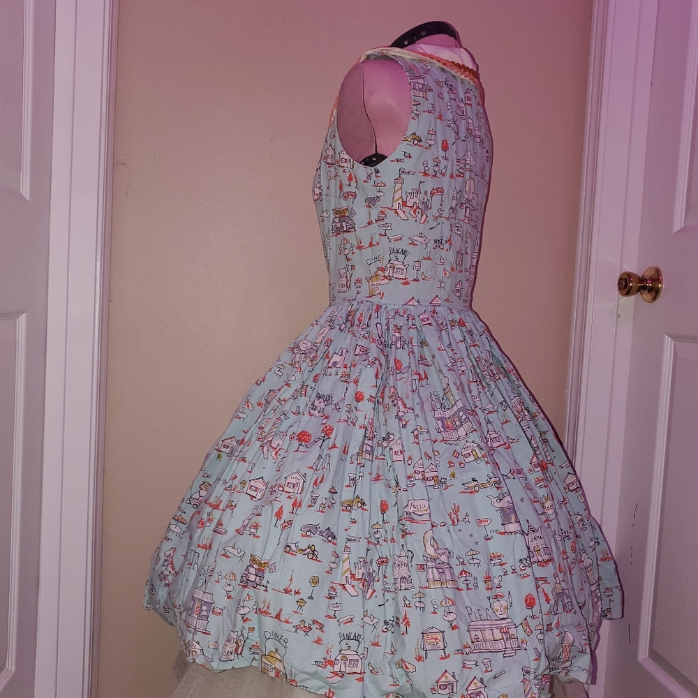 Custom 1950 dresses. - Picture 6 of 16